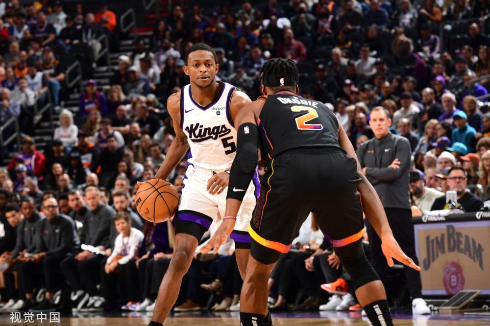 社会的不满 社会的不满