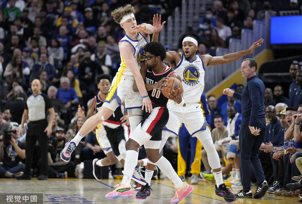 在后排防守 在后排防守