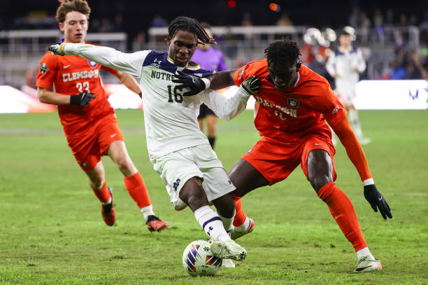 更是为赛事 更是为赛事