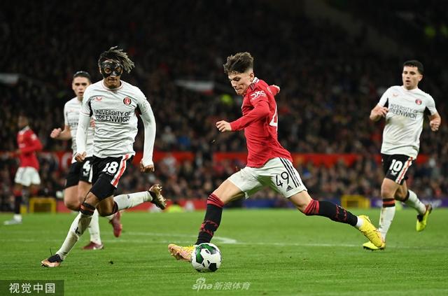 巴萨的进攻 巴萨的进攻